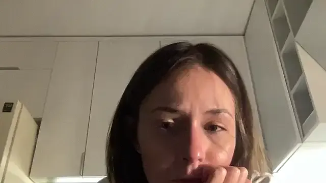 Offline Gidelii on StripChat