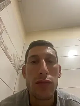 Freechat Gionnytav on StripChat