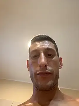 Freechat Gionnytav on StripChat