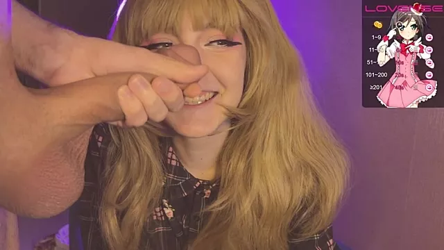 Group Handsomepure on StripChat