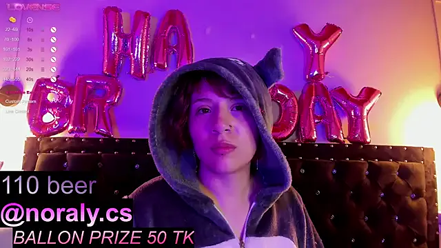 Offline hey_noraly on StripChat