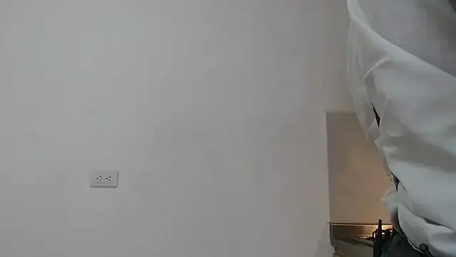 Offline Hiroshi_Shen on StripChat