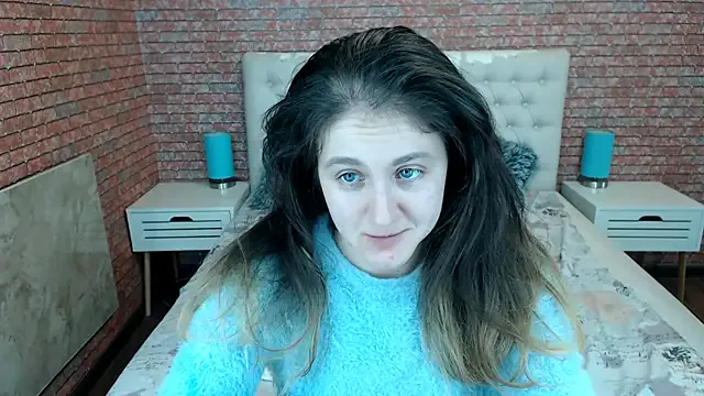 Holliy_Cooper on StripChat