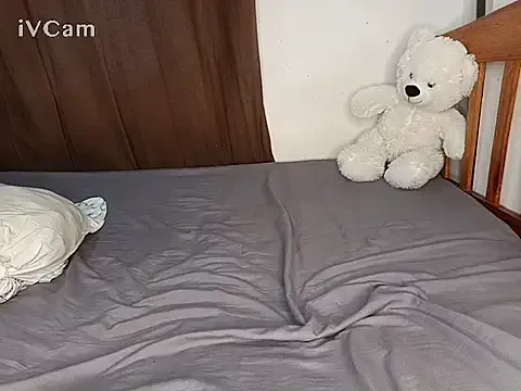 Offline Horny_wifey254 on StripChat