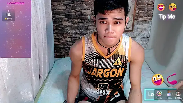 Offline hot_asian01 on StripChat