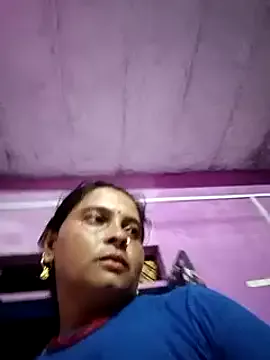 Offline Hot_komal1 on StripChat