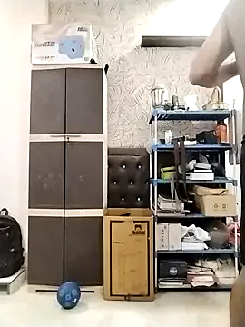 Offline hotindianstud on StripChat