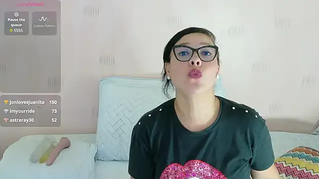 Offline hotlatinateacher on StripChat