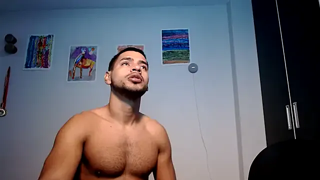 Offline HOTLATINO2025 on StripChat