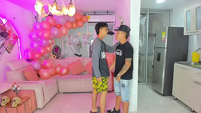 Freechat Houseofwarrios on StripChat