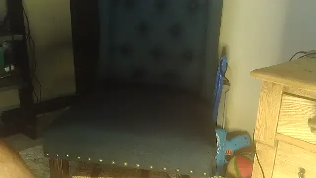 Offline hungspundick1 on StripChat