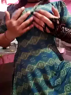 Offline husa_Malikaa on StripChat