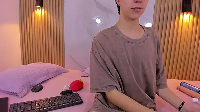 StripChat IM_DAREN is Freechat IM_DAREN — cum show