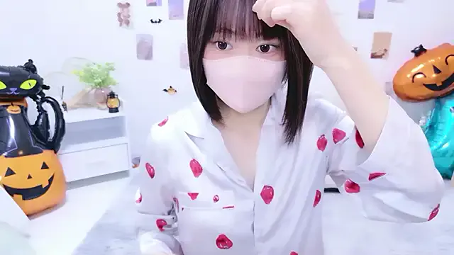 Offline Im_Yu-na on StripChat