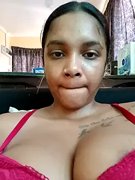 Offline Indianqueen03 on StripChat