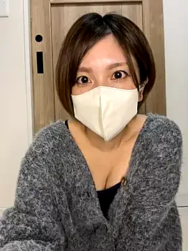 Offline Io_chaaan_xxx on StripChat