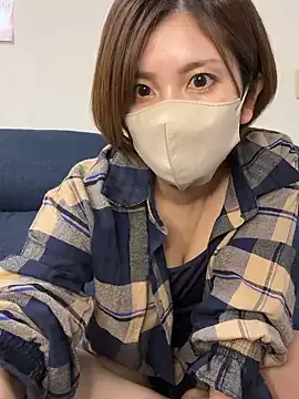 Offline Io_chaaan_xxx on StripChat