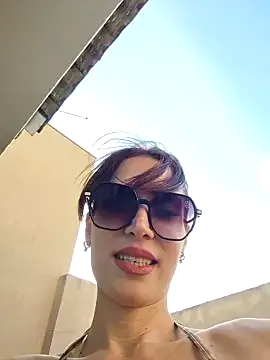 Irresistible24 — Mostrar buceta em pblico/pussy public