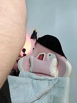 Offline ItsNaiixa on StripChat