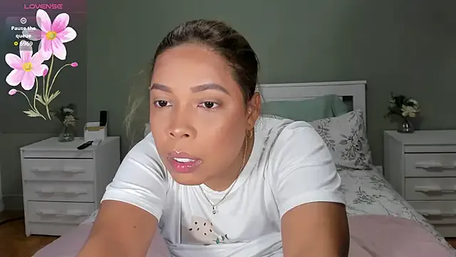 Offline Izadi_7 on StripChat