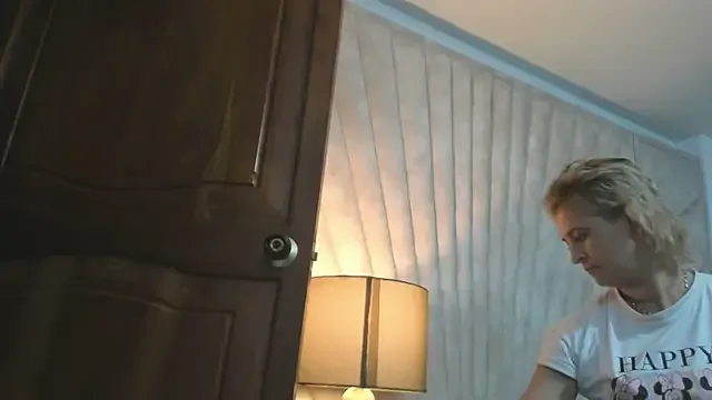 Offline Jade_squirtt on StripChat