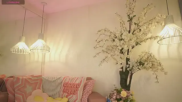 JadeSummerr on StripChat