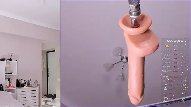 Offline jane_sui on StripChat