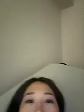 Offline jane_sui on StripChat