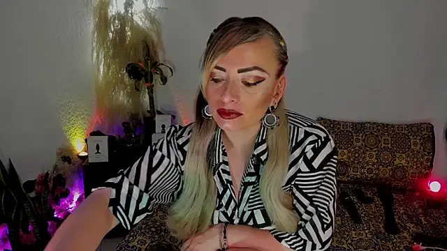 Freechat Jeanineescott on StripChat