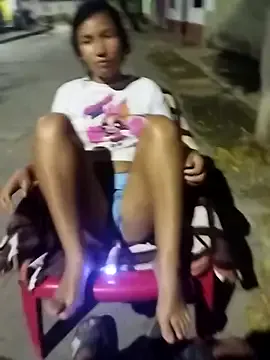 Offline jeltsin3-25 on StripChat