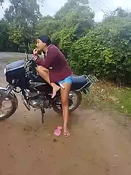 Offline jeltsin3-25 on StripChat