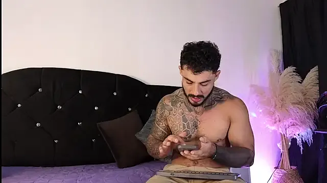 Offline john_cartter1 on StripChat