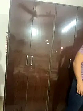 Offline John_desihunk on StripChat