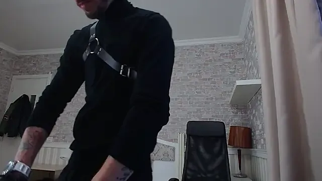 Offline JonahShaw on StripChat