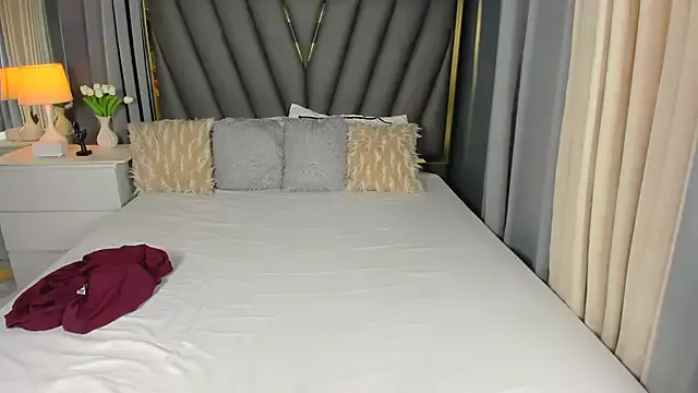 Offline JorgeousKylie on StripChat