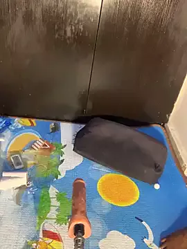 Offline JuicyEve on StripChat