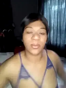 Offline juicylips58 on StripChat