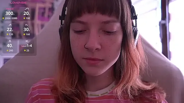 Offline juliapie on StripChat