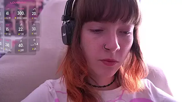 Offline juliapie on StripChat