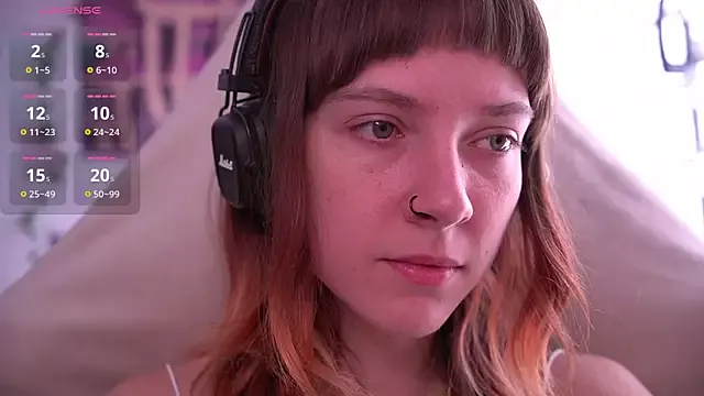 Offline juliapie on StripChat