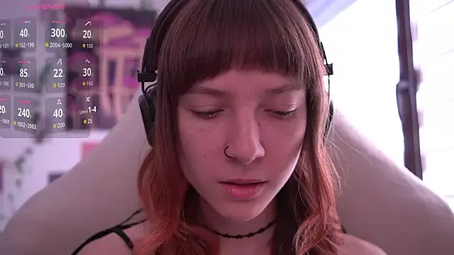 Offline juliapie on StripChat