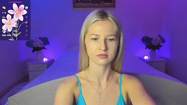 Offline Julie_Blaze on StripChat