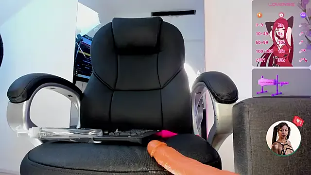 Offline Juliett_Adams_ on StripChat