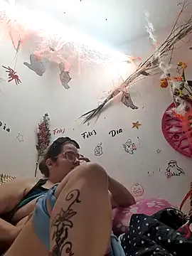 Freechat karlythoth@xh on StripChat