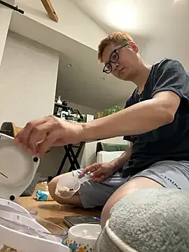 Offline ken_0927 on StripChat