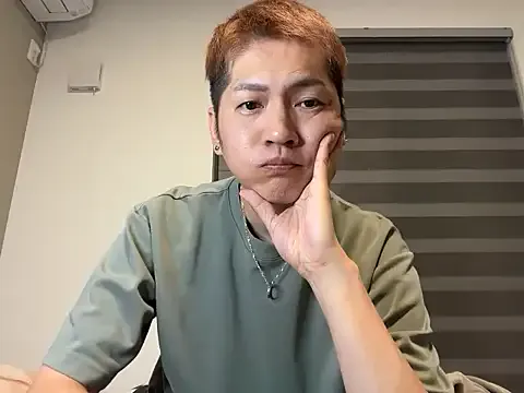 Offline ken_0927 on StripChat