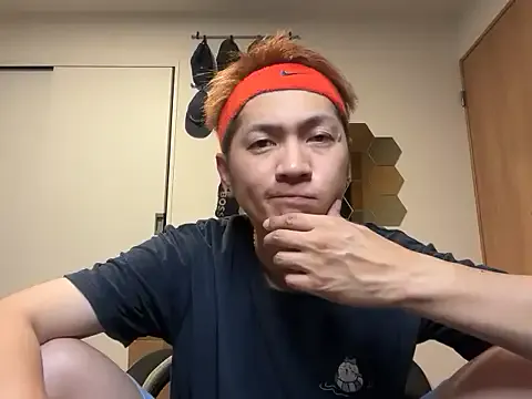 Offline ken_0927 on StripChat