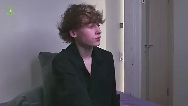 Offline Kevin_Garsia on StripChat