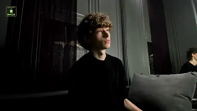 Offline Kevin_Garsia on StripChat