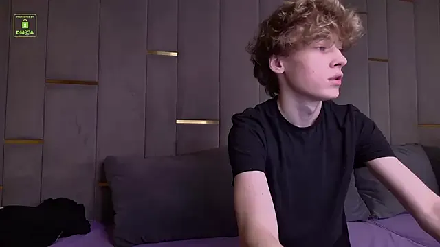 Offline Kevin_Garsia on StripChat